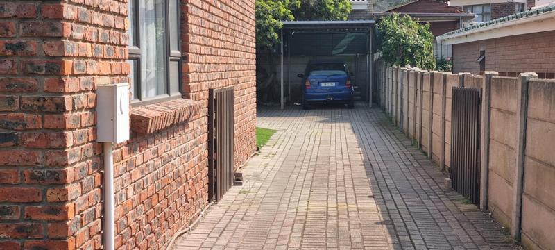 4 Bedroom Property for Sale in Reebok Western Cape